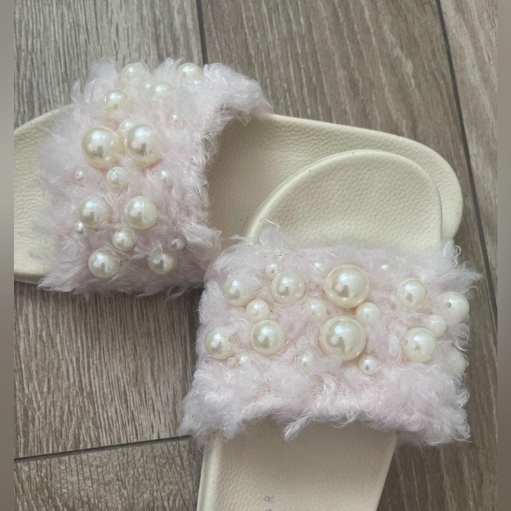 Women Slide